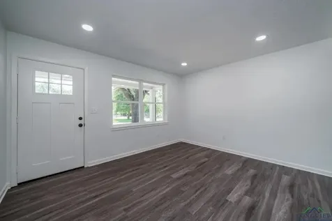 405 Pecan White Oak TX 75693
