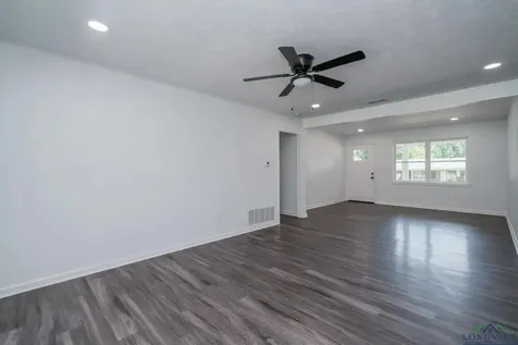 405 Pecan White Oak TX 75693