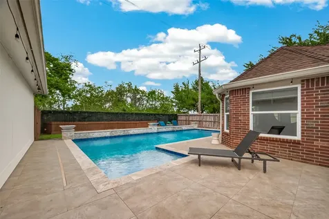 4259 Noble Oak Trail Houston TX 77059