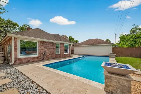 4259 Noble Oak Trail Houston TX 77059