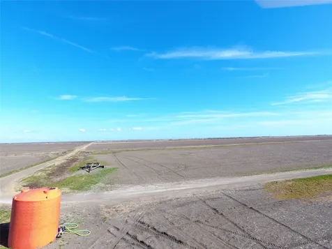 768 Million Dollar Road Palacios TX 77465