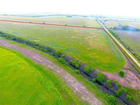 768 Million Dollar Road Palacios TX 77465
