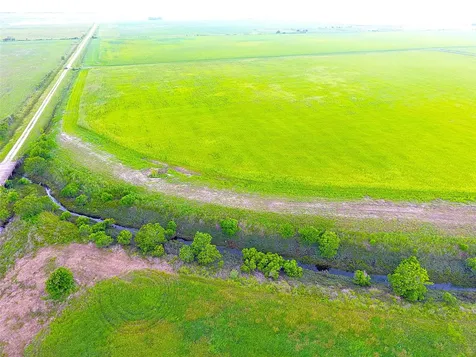 768 Million Dollar Road Palacios TX 77465