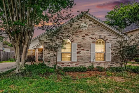 16422 Willingham Way Houston TX 77095