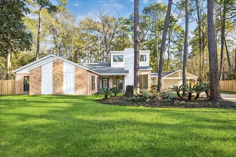 2306 Mill Lake Drive Kingwood TX 77339