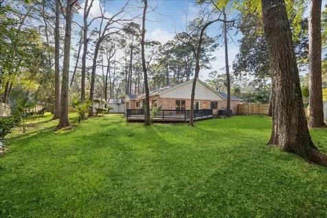 2306 Mill Lake Drive Kingwood TX 77339