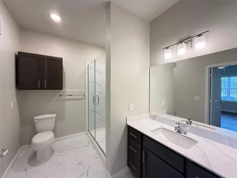 2102 Antoine Drive B1.4301 Houston TX 77055