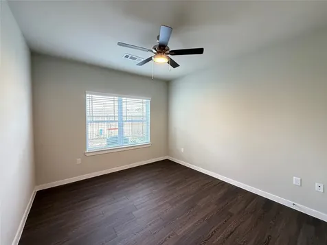 2102 Antoine Drive B1.4301 Houston TX 77055
