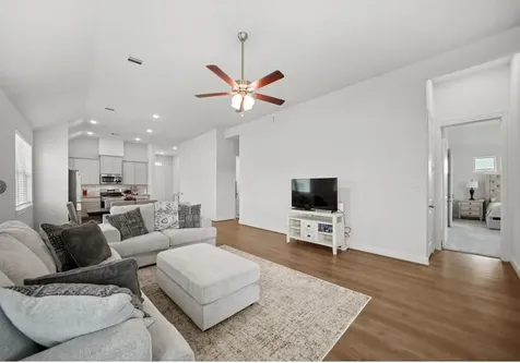 5811 Dublin Lane Pearland TX 77581