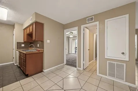 1500 Bay Area Boulevard 208 Houston TX 77058