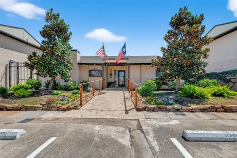 1500 Bay Area Boulevard 208 Houston TX 77058