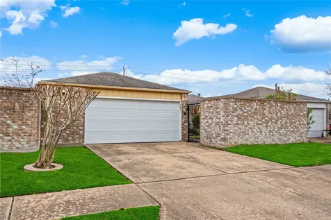 9206 Homeland Drive Houston TX 77083
