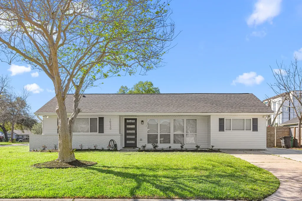 10230 Valencia Drive Houston TX 77013
