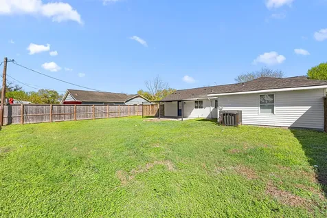 10230 Valencia Drive Houston TX 77013