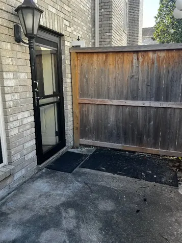 4001 Tanglewilde Street 1203 Houston TX 77063