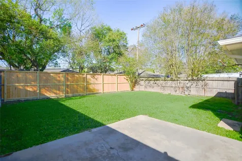8006 Richmond Avenue Houston TX 77063