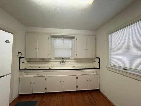2011 33rd Street Galveston TX 77550