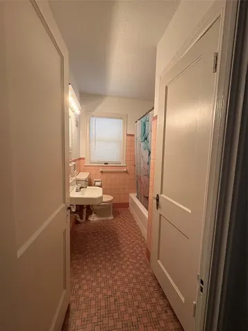 2011 33rd Street Galveston TX 77550