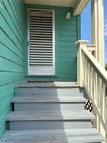 2011 33rd Street Galveston TX 77550