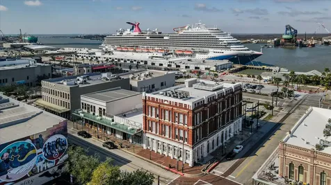 2206 Strand Street 201 Galveston TX 77550