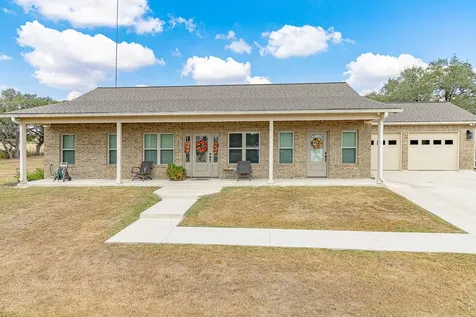 716 L Hrabovsky Road Yoakum TX 77995