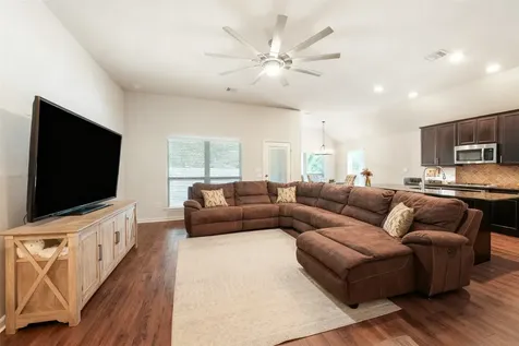 14344 N Summerchase Circle Willis TX 77318