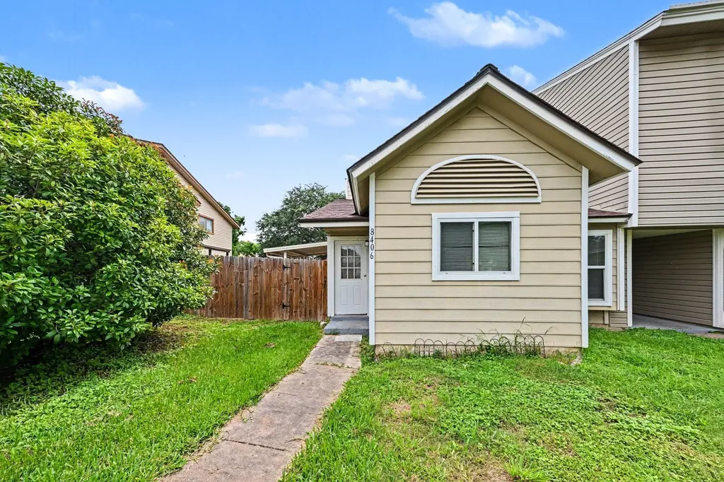 8406 Forest Ridge Drive San Antonio TX 78239