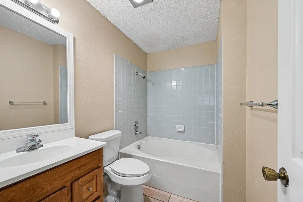 8406 Forest Ridge Drive San Antonio TX 78239