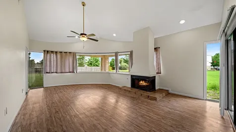 12 Hallmark Drive Panorama Village TX 77304