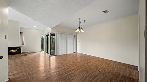 12 Hallmark Drive Panorama Village TX 77304