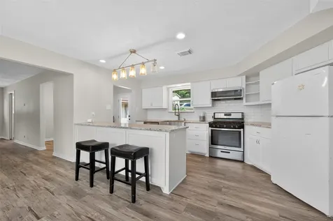 701 Saint Lawrence River Road Montgomery TX 77316