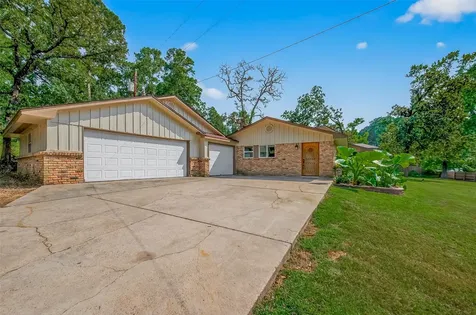 701 Saint Lawrence River Road Montgomery TX 77316