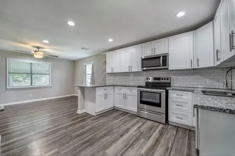 7506 Bluebonnet Street Pearland TX 77584