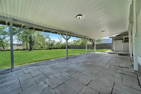 7506 Bluebonnet Street Pearland TX 77584
