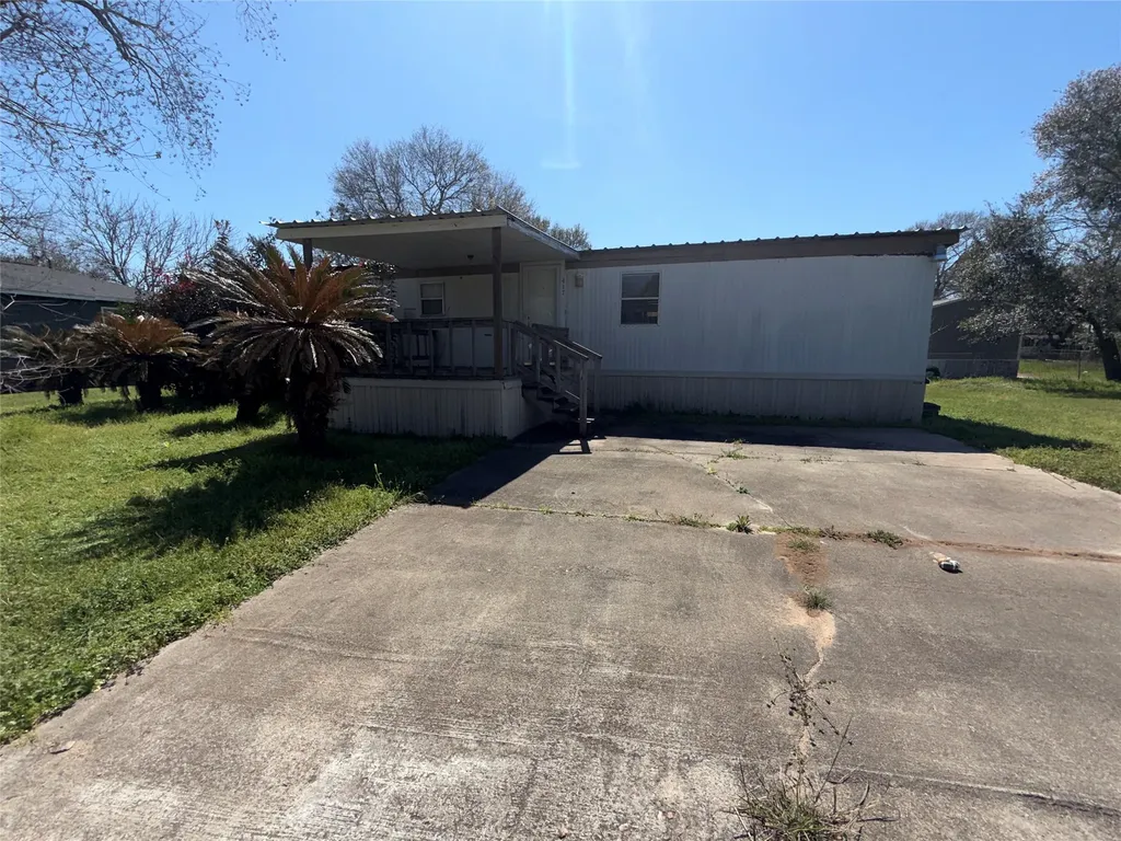 417 Clay Street Eagle Lake TX 77434