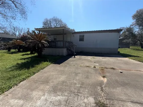 417 Clay Street Eagle Lake TX 77434