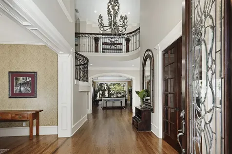 22 W Bracebridge Circle The Woodlands TX 77382