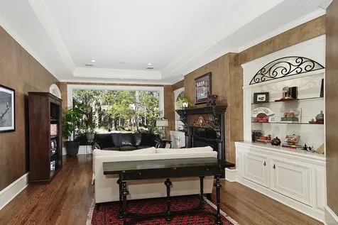 22 W Bracebridge Circle The Woodlands TX 77382
