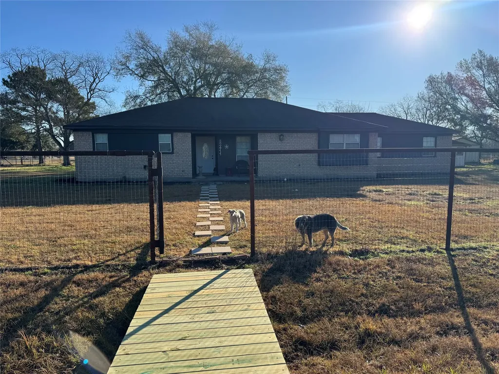 32411 Widgeon Street Brookshire TX 77423