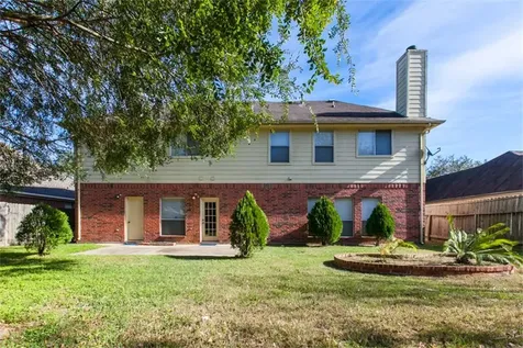 13630 Country Green Court Houston TX 77059