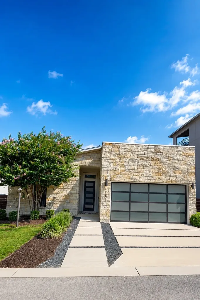 16302 Sydney Carol Lane 14 Austin TX 78734