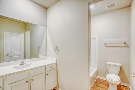 8211 Burnt Orchid Drive Houston TX 77016