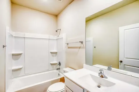 8211 Burnt Orchid Drive Houston TX 77016