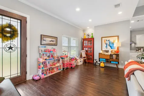 928 Azalea Drive Franklin TX 77856