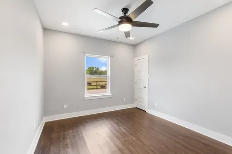 928 Azalea Drive Franklin TX 77856