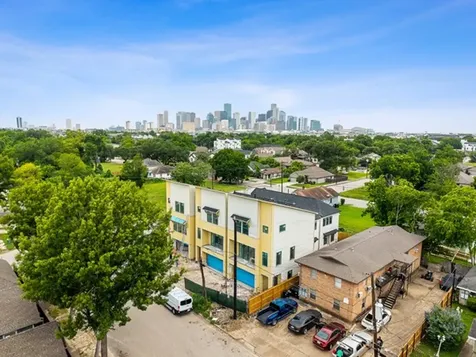 2713 Sampson Street Houston TX 77004