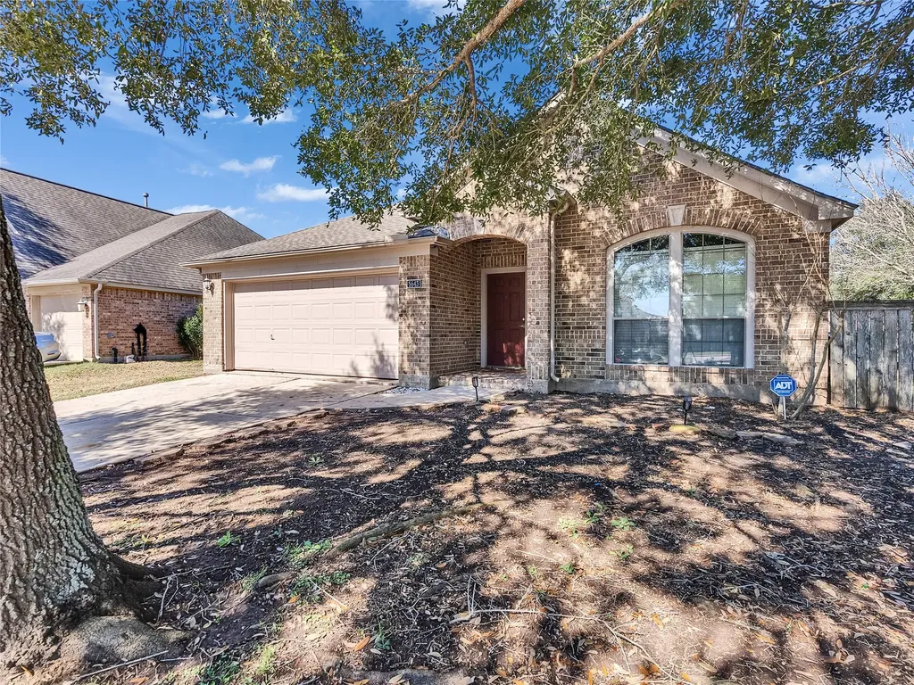 5643 Walnut Glen Lane Rosenberg TX 77471