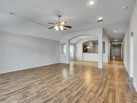 5643 Walnut Glen Lane Rosenberg TX 77471