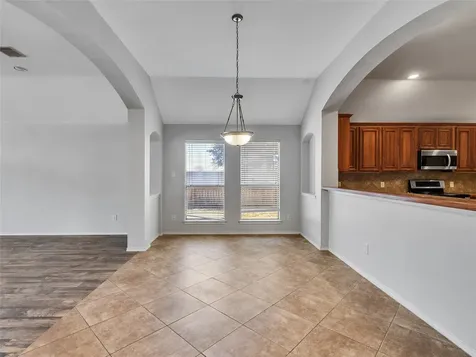 5643 Walnut Glen Lane Rosenberg TX 77471