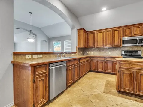 5643 Walnut Glen Lane Rosenberg TX 77471